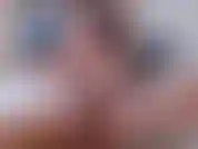 Ma bite devient extrêmement épaisse et longue à force de la caresser c2c dans un chat exclusif. :).