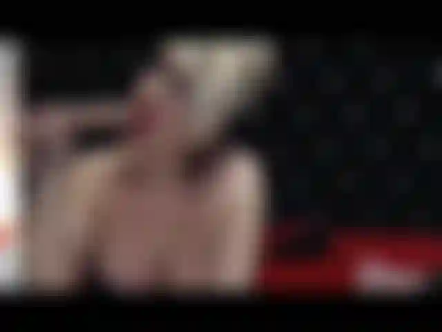 La plus belle milf, gilf squirter du monde.