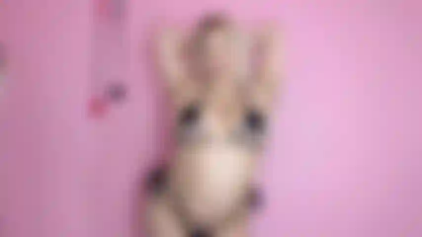 Endoctrinement d'adoration du cul avec déni de chatte / trou du cul.