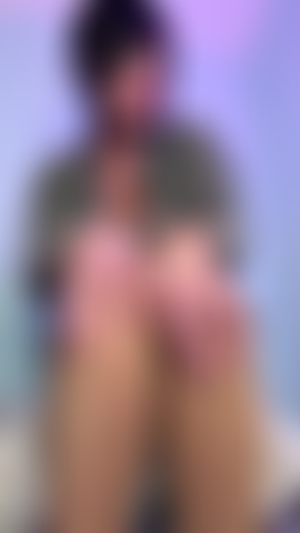 Couleur de peau, collants sexy et taquins.