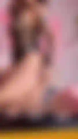 inserting different butt plug sizes! so much fun