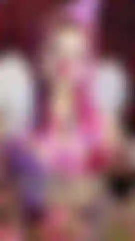 Clowns have taken over! Get sucked and riden by Magical Mae's clussy!