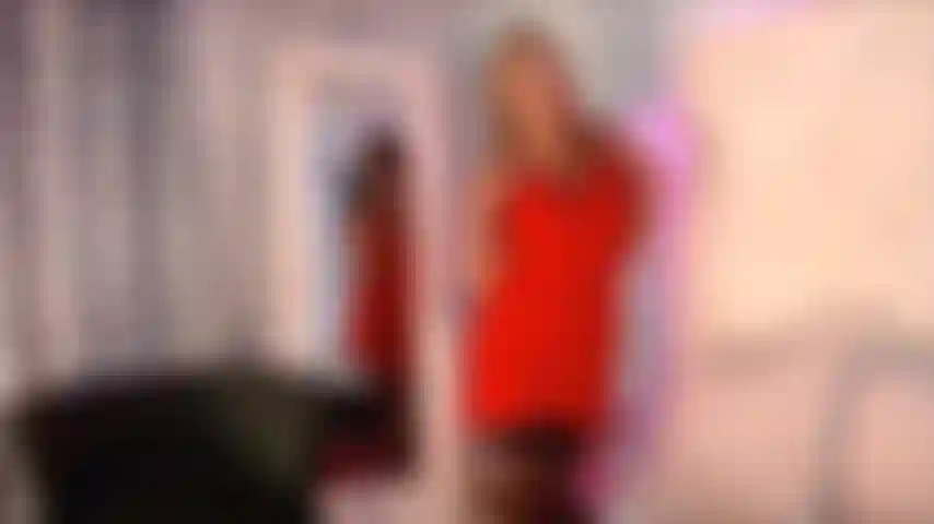 Je veux que tu prennes mon corps et que tu me fasses seulement tienne.