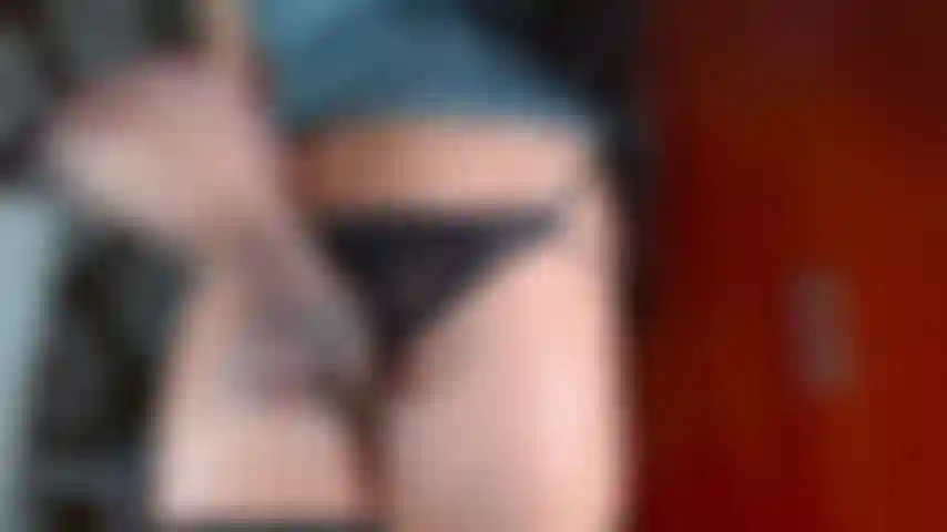 Une énorme bite ludique incroyable.