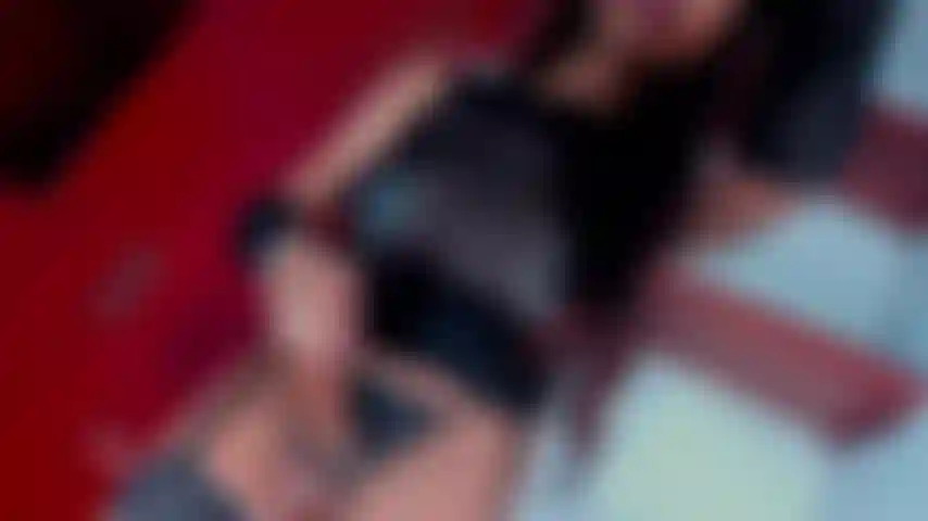 Ivanna te remplit joliment de son énorme charge.