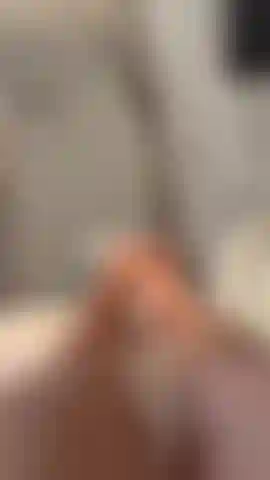 Pieds ;) qu'est-ce que tu veux qu'ils fassent avec ces pieds ?