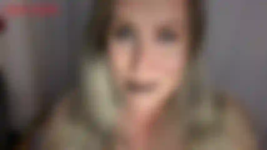Mon visage est tout ce dont vous avez besoin - vous adorez jackie synn, ses courbes sont incroyables mais ce qui vous excite vraiment, c'est de voir son magnifique visage. Dans cette vidéo, jackie s'assoit près de la caméra et vous encourage à étaler votre sperme sur son joli visage. Jackie...