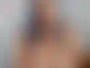 Payez pour la perfection. Une perdante comme vous sait que vous n'attirerez jamais l'attention de quelqu'un d'aussi beau que jackie. La seule façon pour elle de vous reconnaître est de la payer, alors faites ce que vous faites de mieux !