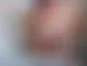 Gros seins mouillés dans le bain, adoration - jackie est dans le bain et sait que vous regardez, elle adore avoir ses gros seins bien mouillés pour vous faire caresser. Elle les savonne, les frotte et les secoue...