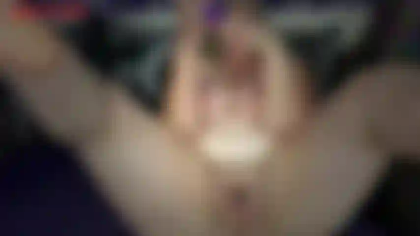 Bbw jouit deux fois avec les pieds dans ton visage - dans ce clip, jackie a sa baguette vibrante sur son clitoris tandis que ses pieds de grande taille 10 nous sont juste dans ton visage. Jackie tremble et frémit alors que l'ambiance bourdonnante l'envoie en extase encore et encore. Regarde ses pieds bouger...