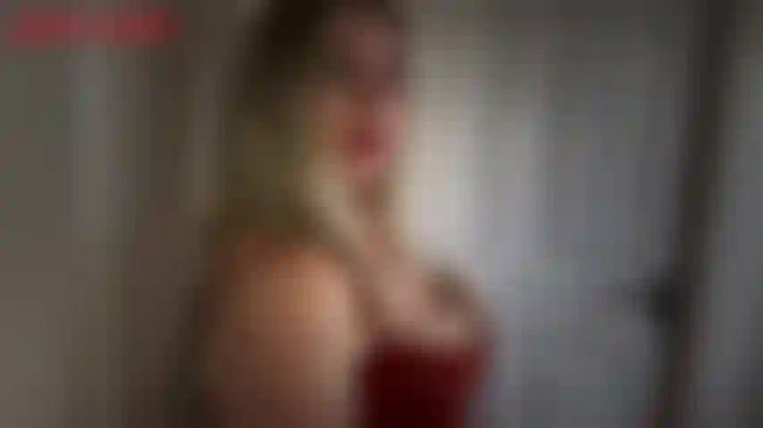Pas question de te dégonfler cette fois — tu fantasmes depuis des années à l'idée d'avaler ton sperme, mais à chaque fois tu te dégonfles. Pas cette fois, jackie te tente et te taquine, elle sait exactement comment te faire faire ce qu'elle dit. Jackie te dit comment te branler et quand laisser partir...