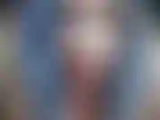 Jerk pour moi à côté de ta femme - jackie adore à quel point tu es excitée pour elle et elle sait que tu feras tout pour avoir la chance de caresser son corps tout en courbes...