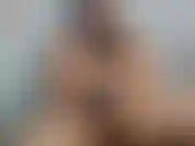 Un appel vidéo avec papa est à nouveau en voyage d'affaires et il insiste toujours pour que sa petite fille jackie l'appelle par vidéo. Jackie semble agacée au début, mais secrètement elle aime toujours que son papa...