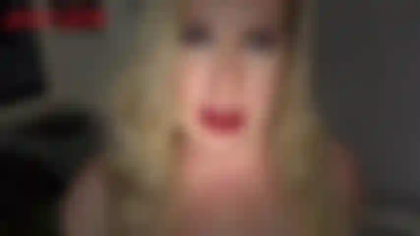 Les bites de clitoris ne méritent pas de jouir - jackie a été construite pour la bbc, c'est dommage que tu n'en aies pas ! Dans ce clip jackie ne va rien vous montrer, vous ne méritez pas de voir son cul parfait ou ses gros et beaux seins, vous méritez seulement de pomper pour elle...