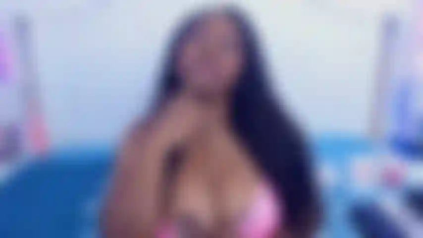 Langue et seins sexy.