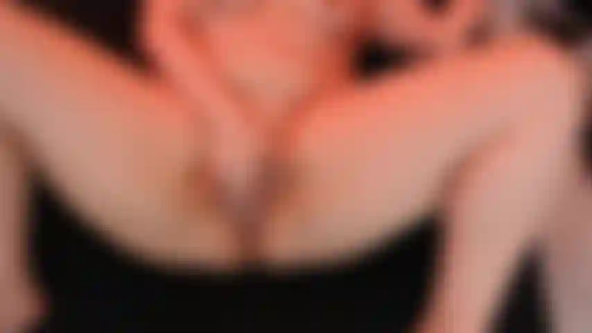 Jeu de chatte creampie.