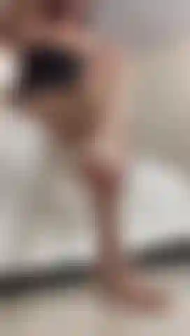 Do you want to play with my feet on your