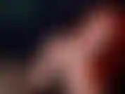 Jennifer sexy vêtue de cuir fume un gros cigare et vous taquine de manière séduisante avec ses courbes sexy, ses inspirations douces et ses yeux fascinants. On ne peut s'empêcher de la respirer et d'être sous son charme.