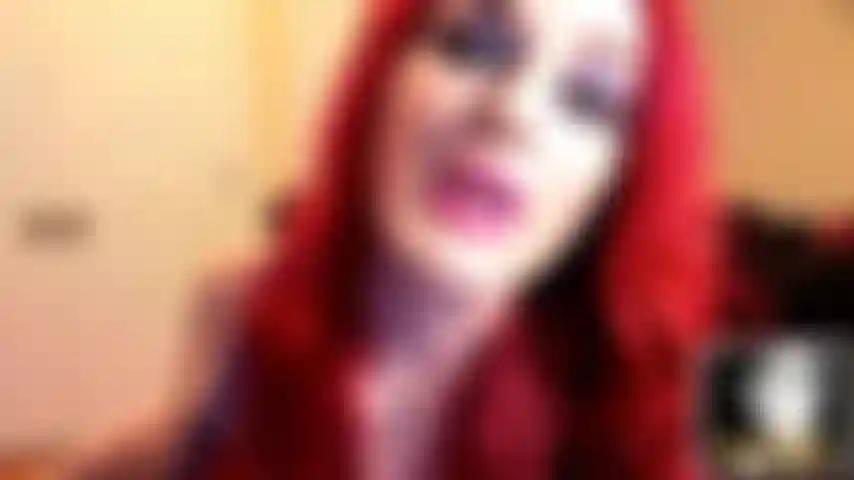 Déesse du latex asmr - êtes-vous un esclave stressé ? Permettez à la voix sexy de votre déesse de vous apaiser et d'entrer dans votre esprit d'une manière que personne ne peut habiller dans son latex sexy, vous êtes sous mon charme maintenant !