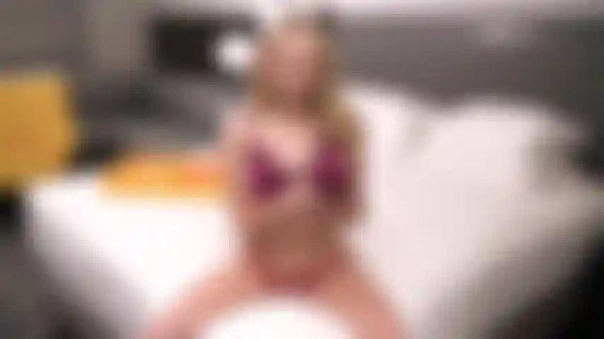 Spectacle live de lily larimar.