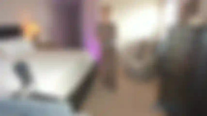 Sexy little roleplay in the office. My co-worker, you, are staring at my ass hanging out of my pants! My butt crack is clearly visible and turning you on. I know it, and like it! Keep looking