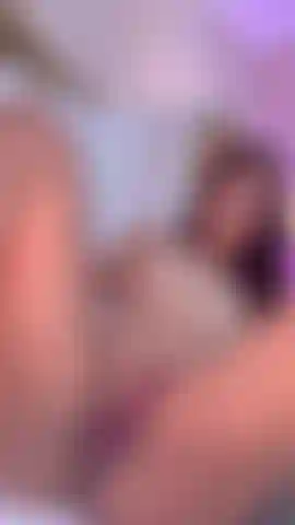 Delicious massage on my clitoris