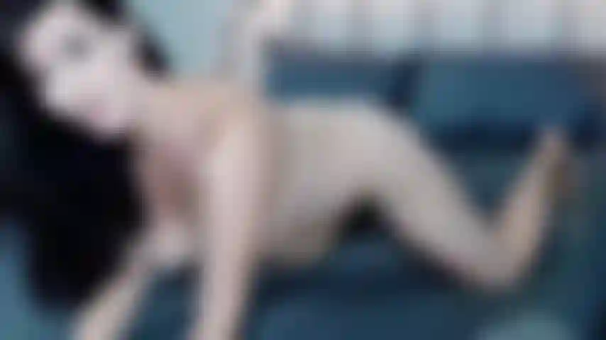 Sm gold show 09 - face cachée, cul en l'air... Aussi, je chevauche, pov bj.