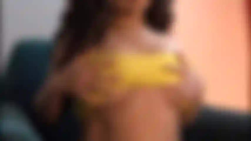 I feel an impressive tension in my chest... as if it were asking you to caress it with passion...