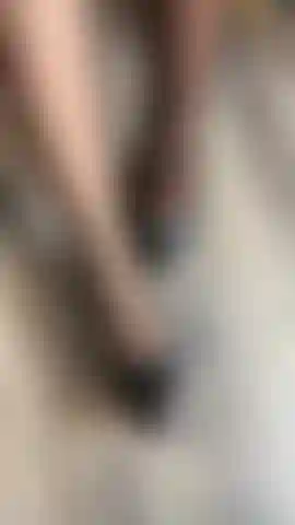 Pour les amoureux des pieds.