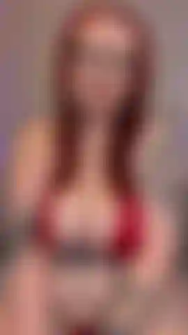 La nouvelle voisine te demande ton sperme et te chevauche.