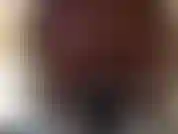 Je t'ai surprise en train de fouiller dans mon tiroir à culottes, petite perdante. Je pourrais appeler ton patron et te faire virer ou tu peux sucer cette grosse sangle noire pendant que tu caresse ta petite bite et mange ton sperme. Je savais que tu le sucerais.