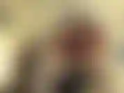 Je sais que tu le détestes mais j'ai couché avec mon patron cet après-midi. Je vais te laisser sortir de ta cage pour la branler pendant que je te raconte tout. Maintenant mets mon pied dans ta bouche, caresse jusqu'à ce que je te dise de jouir.