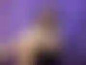 J'étais sur le point de coucher avec le nouveau mec du travail mais il a vu ta voiture dans l'allée et il ne baise pas avec les autres mecs du coin. Je vais me décharger de ma frustration sur toi et sur ta petite bite cocu.