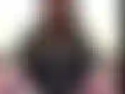 Tenue de vacances. Secouant le cul, fessant et doigté. Orgasme avec jouet.