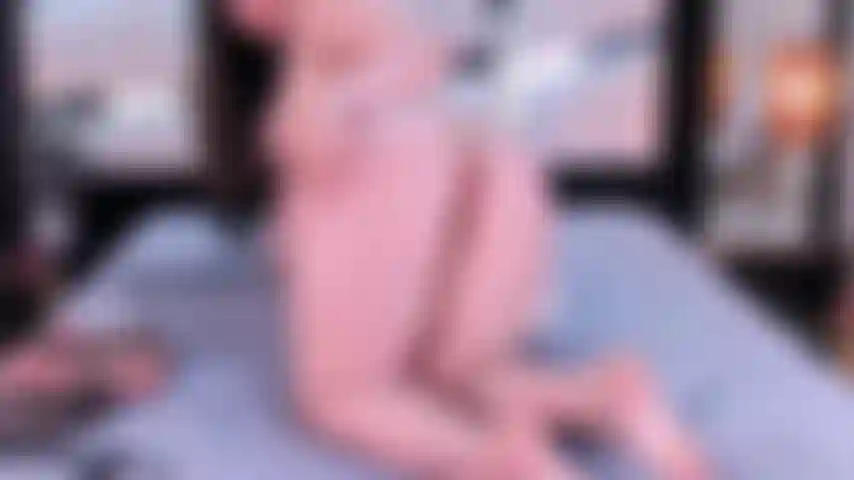 Fille excitée.