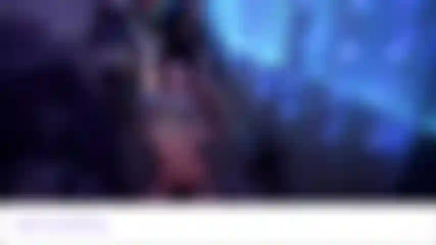 "Concours de t-shirt mouillé" blanc avec de l'huile :) joi pour déesse.