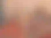 Costume de princesse, doigté, baise avec un gode. Perruque blonde et gants blancs en satin.