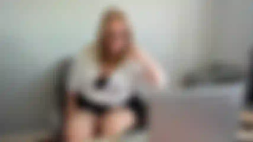 Julie_Bliss - office103 - tu veux le job ?
