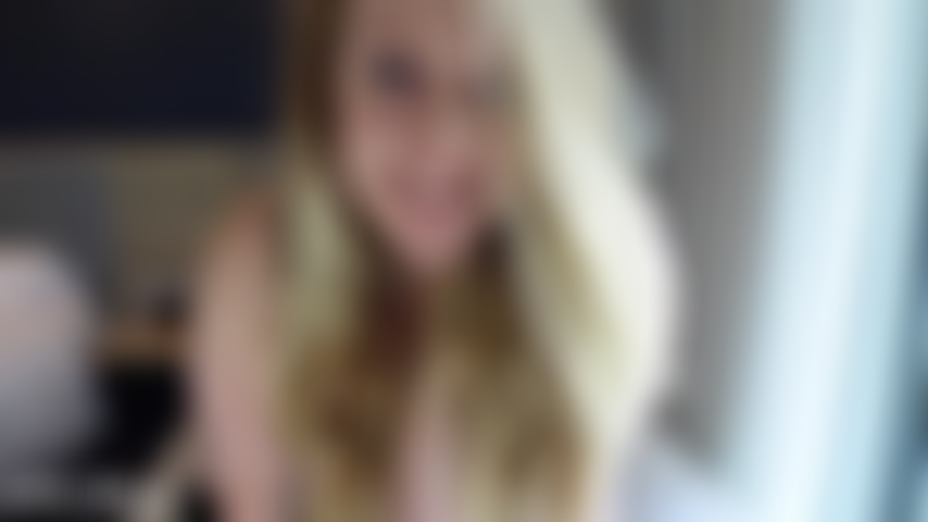 Montre-toi et jouis deux fois.