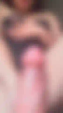 Morning SQUIRT! No makeup, just me! because I dreamed of you last night and that let me so hornyyy so I need you now not later bb