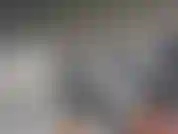 Un peu branlant au travail.