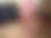 Doin un peu d'étirement nu.