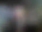 Je prépare le petit-déjeuner nu, enfin presque nu.