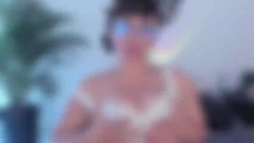 Baise mes seins s'il te plaît !