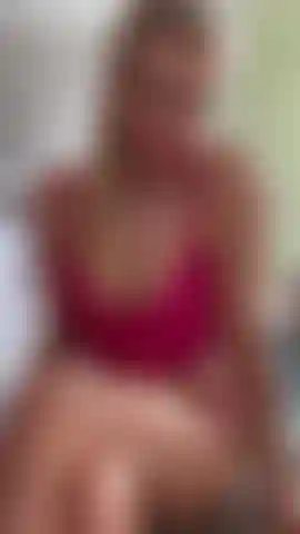 Pov j'ai une chatte bien juteuse et je n'arrêtais pas de penser à toi !
