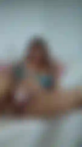 Jugando con mi coo,Vibrador activo