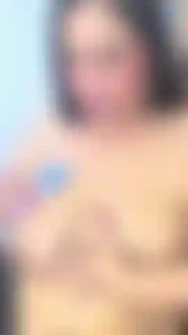 Je veux ta bouche sur ma peau, mes mains dans ton dos et ton corps enfoui dans le mien.