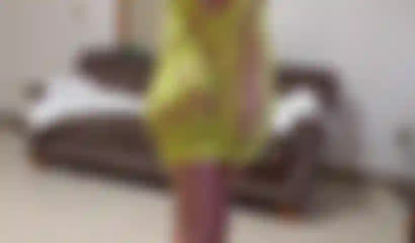 1min&30secs of shakin ass