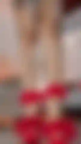 Une fille unique et très exotique.