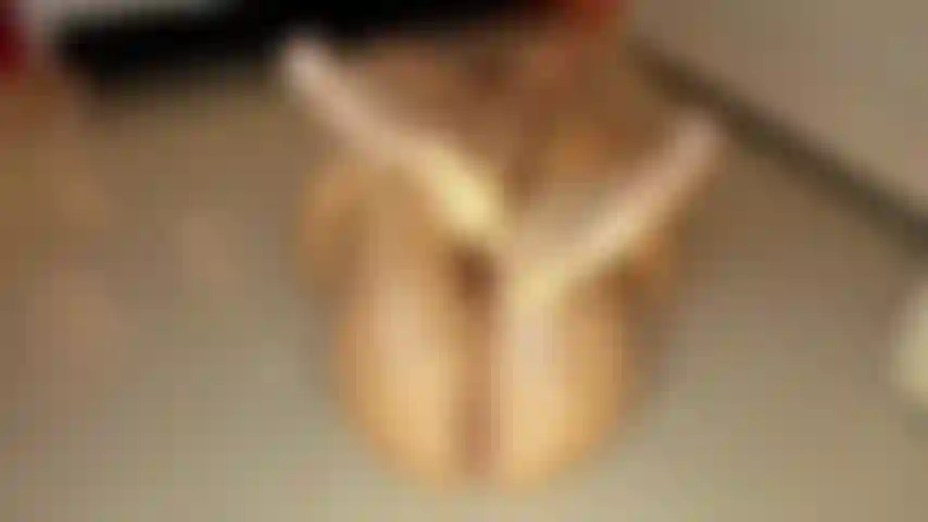 De l'huile dans mon corps sexy.